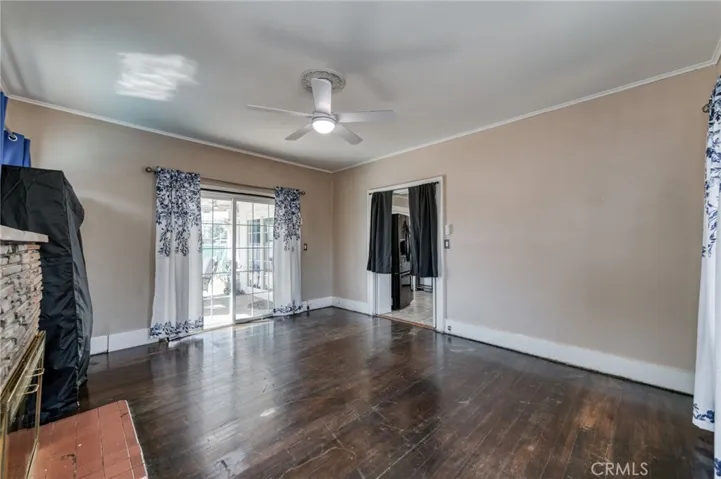 Formal dining room