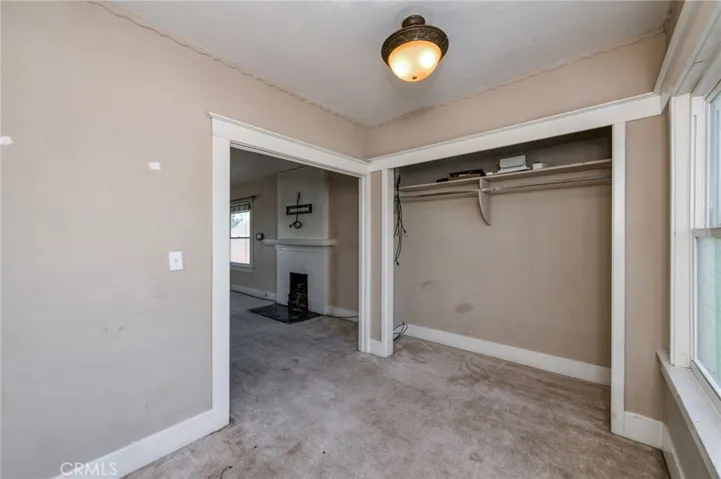 sitting area for Master Suite 1