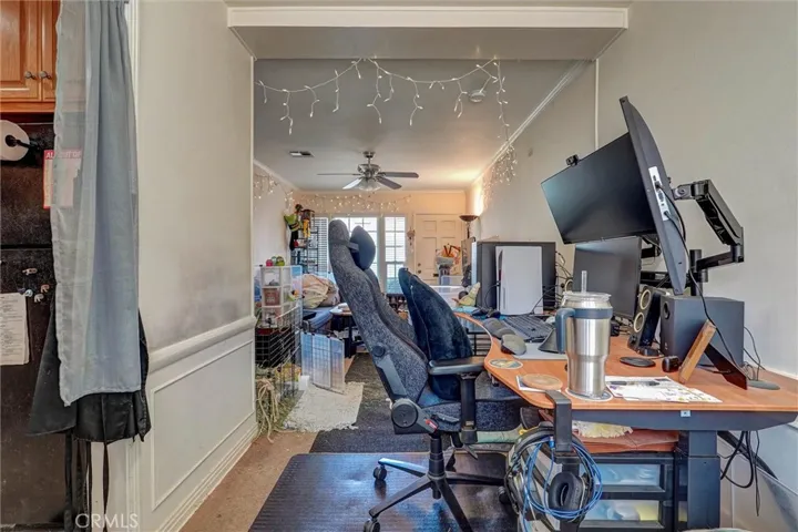 1212 W Victory Boulevard, Burbank, California 91506