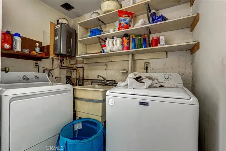 1212 W Victory Boulevard, Burbank, California 91506
