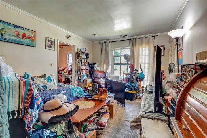 1212 W Victory Boulevard, Burbank, California 91506