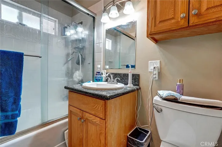 1212 W Victory Boulevard, Burbank, California 91506