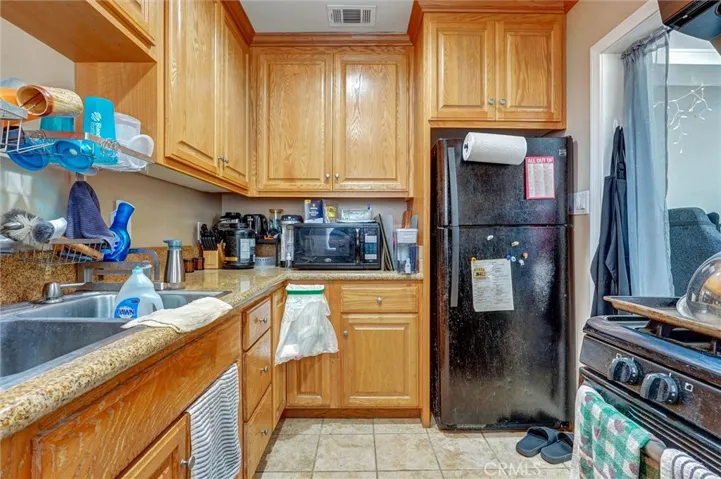 1212 W Victory Boulevard, Burbank, California 91506