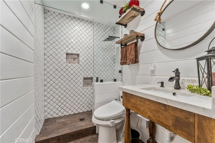 8750 E Heatherwood Road, Anaheim Hills, California 92808
