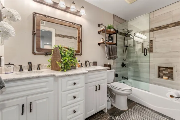 8750 E Heatherwood Road, Anaheim Hills, California 92808