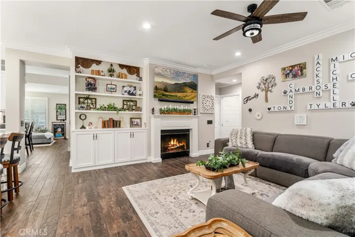 8750 E Heatherwood Road, Anaheim Hills, California 92808