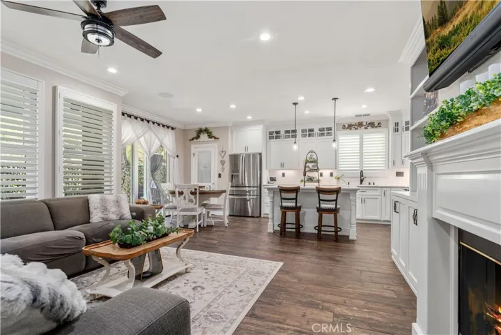 8750 E Heatherwood Road, Anaheim Hills, California 92808