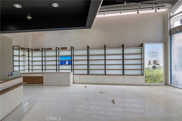 500 N Atlantic 165, Monterey Park, California 91754