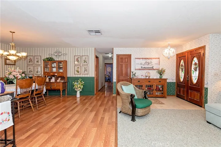 2212 W Avenue O8, Palmdale, California 93551