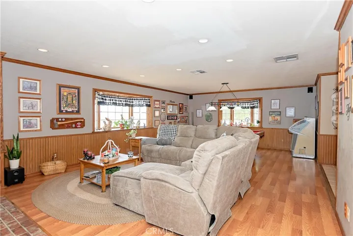 2212 W Avenue O8, Palmdale, California 93551