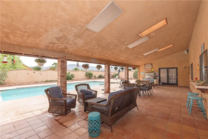 2212 W Avenue O8, Palmdale, California 93551