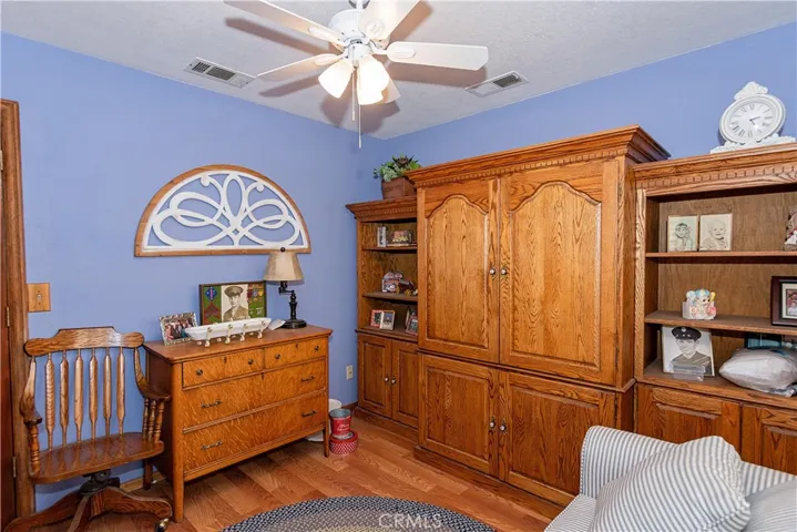 2212 W Avenue O8, Palmdale, California 93551