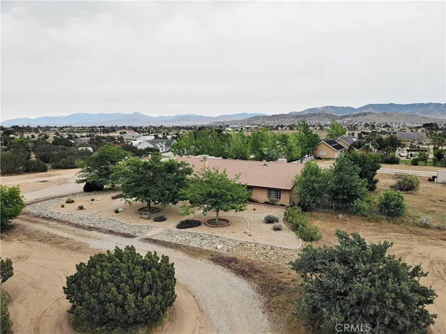 2212 W Avenue O8, Palmdale, California 93551