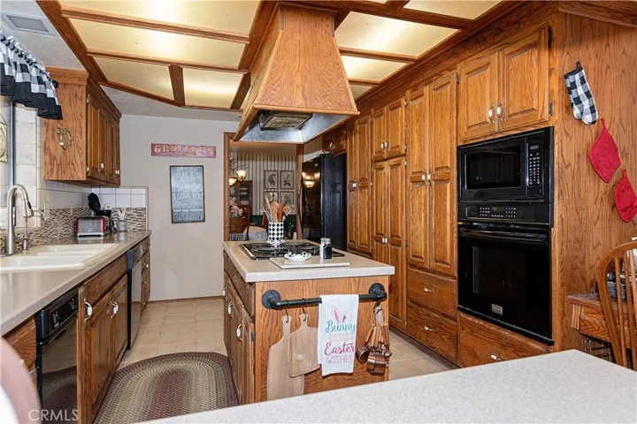 2212 W Avenue O8, Palmdale, California 93551