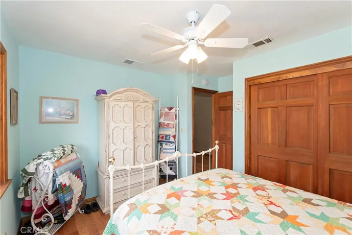 2212 W Avenue O8, Palmdale, California 93551