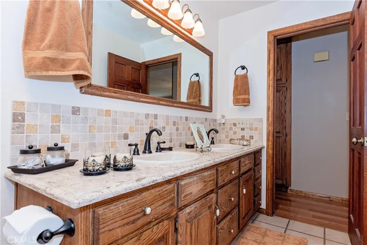 2212 W Avenue O8, Palmdale, California 93551