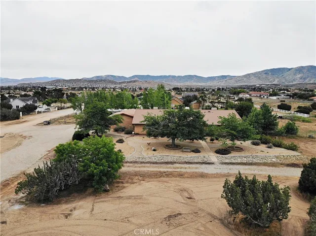 2212 W Avenue O8, Palmdale, California 93551