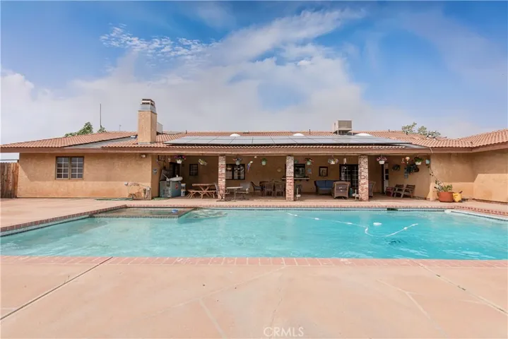 2212 W Avenue O8, Palmdale, California 93551