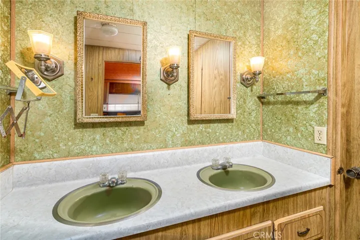 601 N Kirby 177, Hemet, California 92545