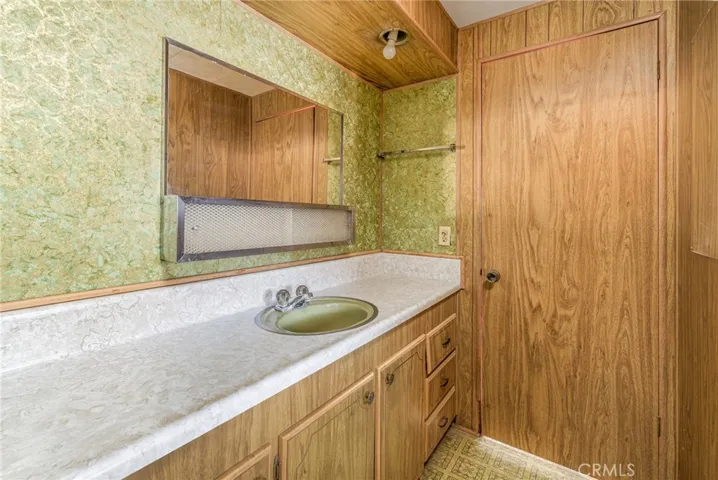 601 N Kirby 177, Hemet, California 92545