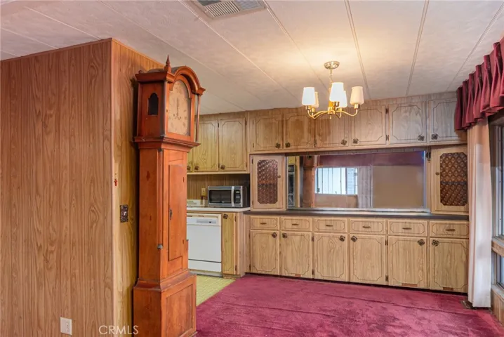 601 N Kirby 177, Hemet, California 92545