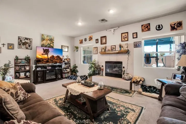 58583 Buena Vista Drive, Yucca Valley, California 92284