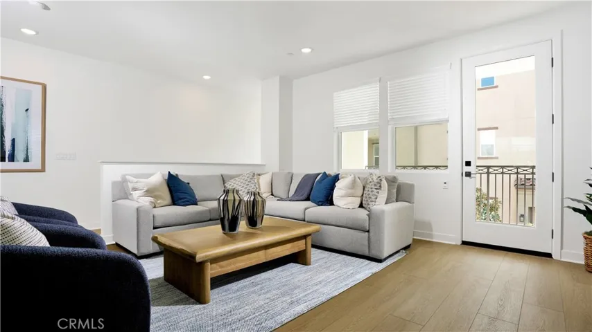 Great room with a balcony