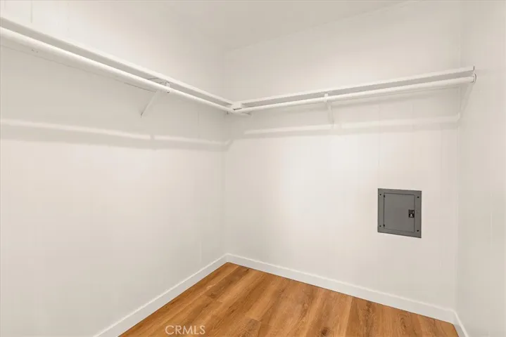Walk in closet
