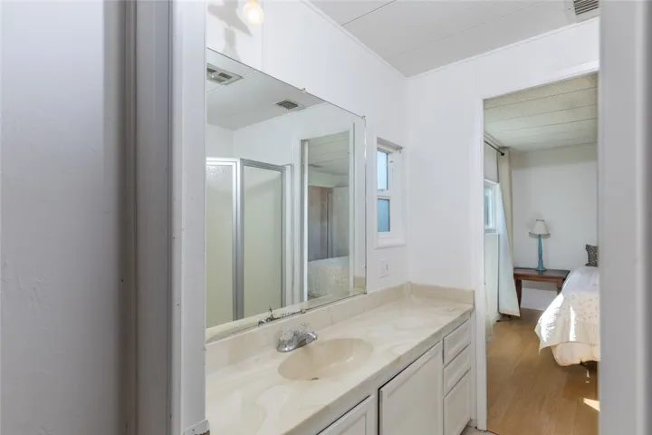 Guest bathroom with access to bedroom #2