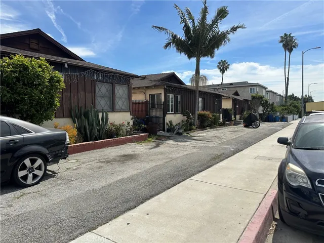 20600 S Western, Torrance, California 90501