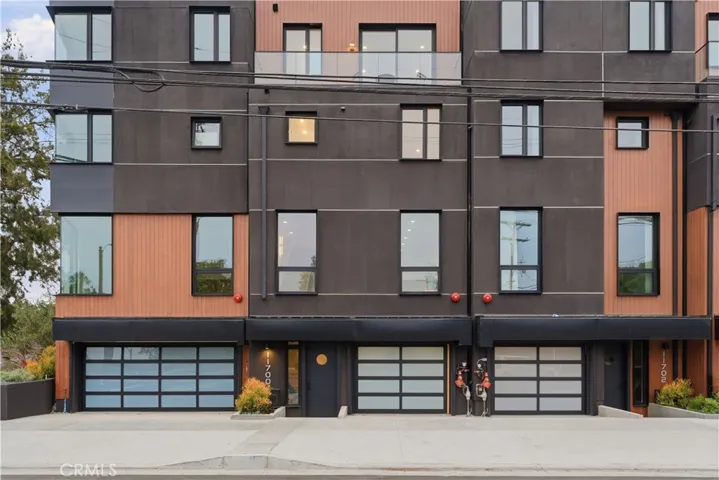 3601 Mclaughlin Avenue, Los Angeles, California 90066