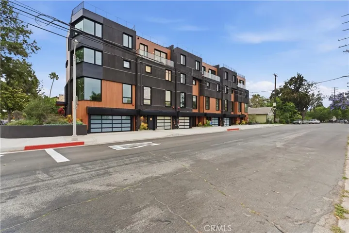 3601 Mclaughlin Avenue, Los Angeles, California 90066