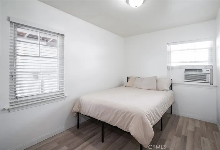1251 N Commonwealth, Los Angeles, California 90029