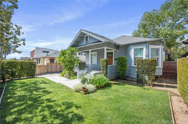 1251 N Commonwealth, Los Angeles, California 90029