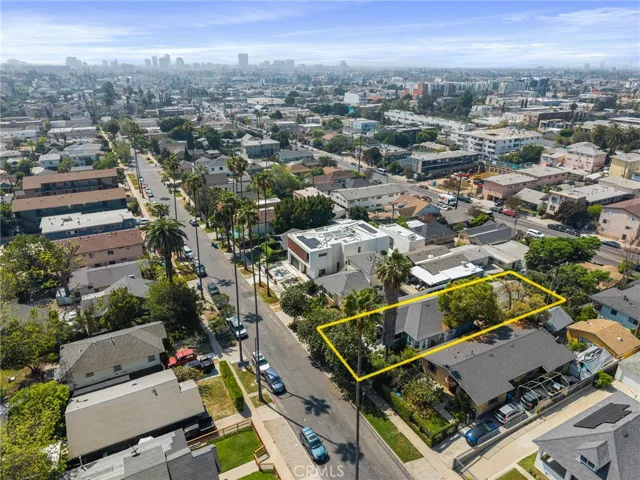 1251 N Commonwealth, Los Angeles, California 90029