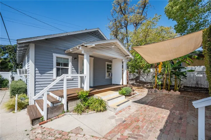 1251 N Commonwealth, Los Angeles, California 90029