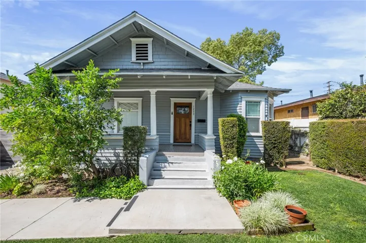 1251 N Commonwealth, Los Angeles, California 90029