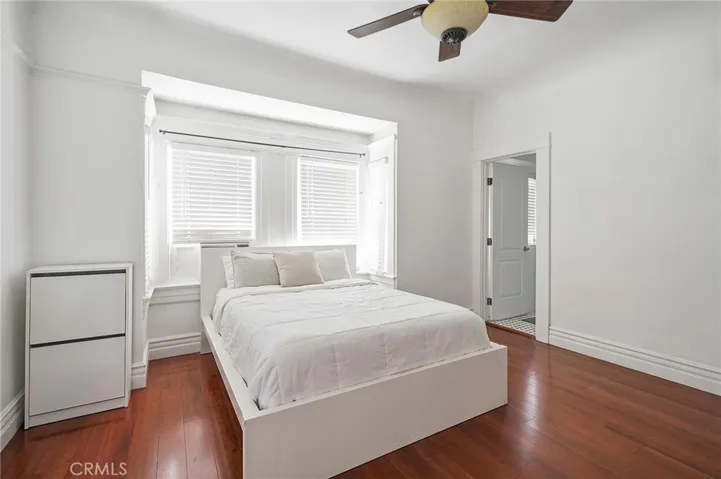 1251 N Commonwealth, Los Angeles, California 90029
