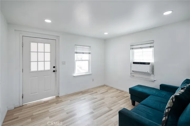 1251 N Commonwealth, Los Angeles, California 90029