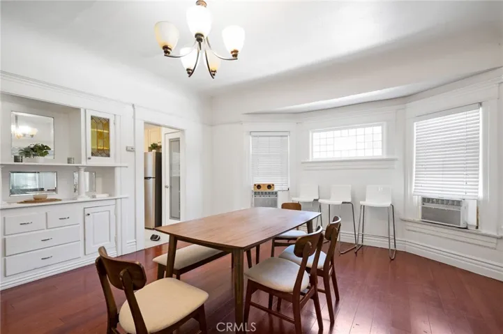 1251 N Commonwealth, Los Angeles, California 90029