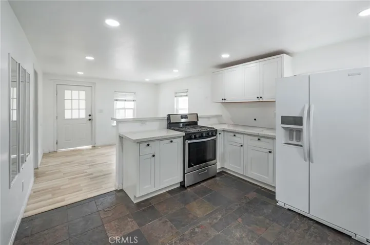 1251 N Commonwealth, Los Angeles, California 90029