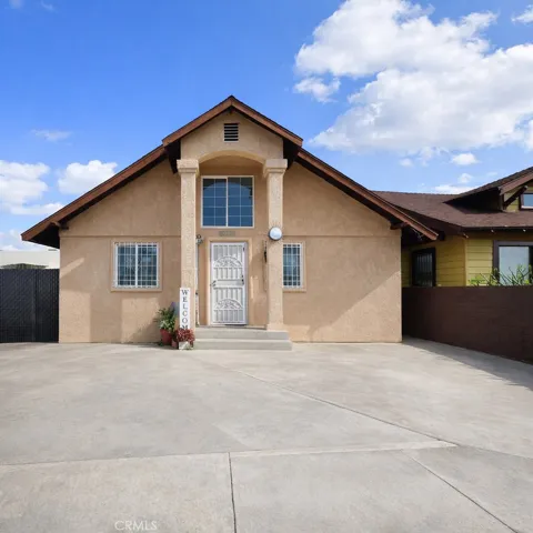 1043 W 52nd, Los Angeles, California 90037