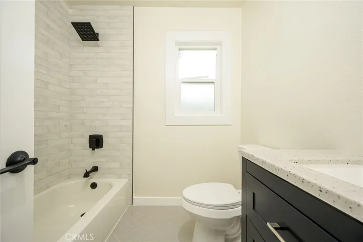 705 Bradshawe, Los Angeles, California 90022