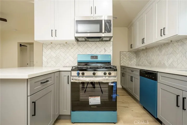 705 Bradshawe, Los Angeles, California 90022