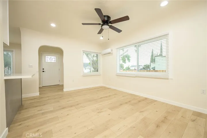 705 Bradshawe, Los Angeles, California 90022
