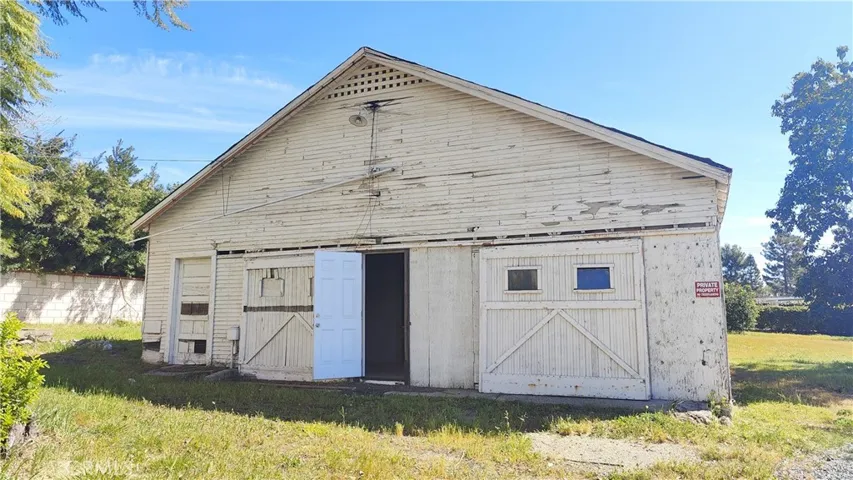 Garage