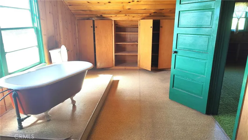 Master upstairs bathroom