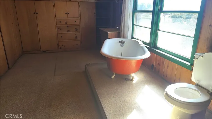Master upstairs bathroom