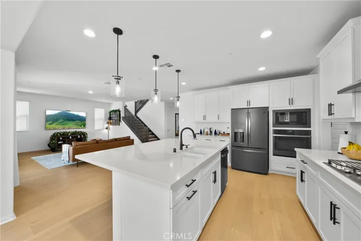 11298 Finders Court, Corona, California 92883