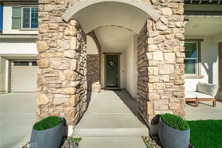 11298 Finders Court, Corona, California 92883